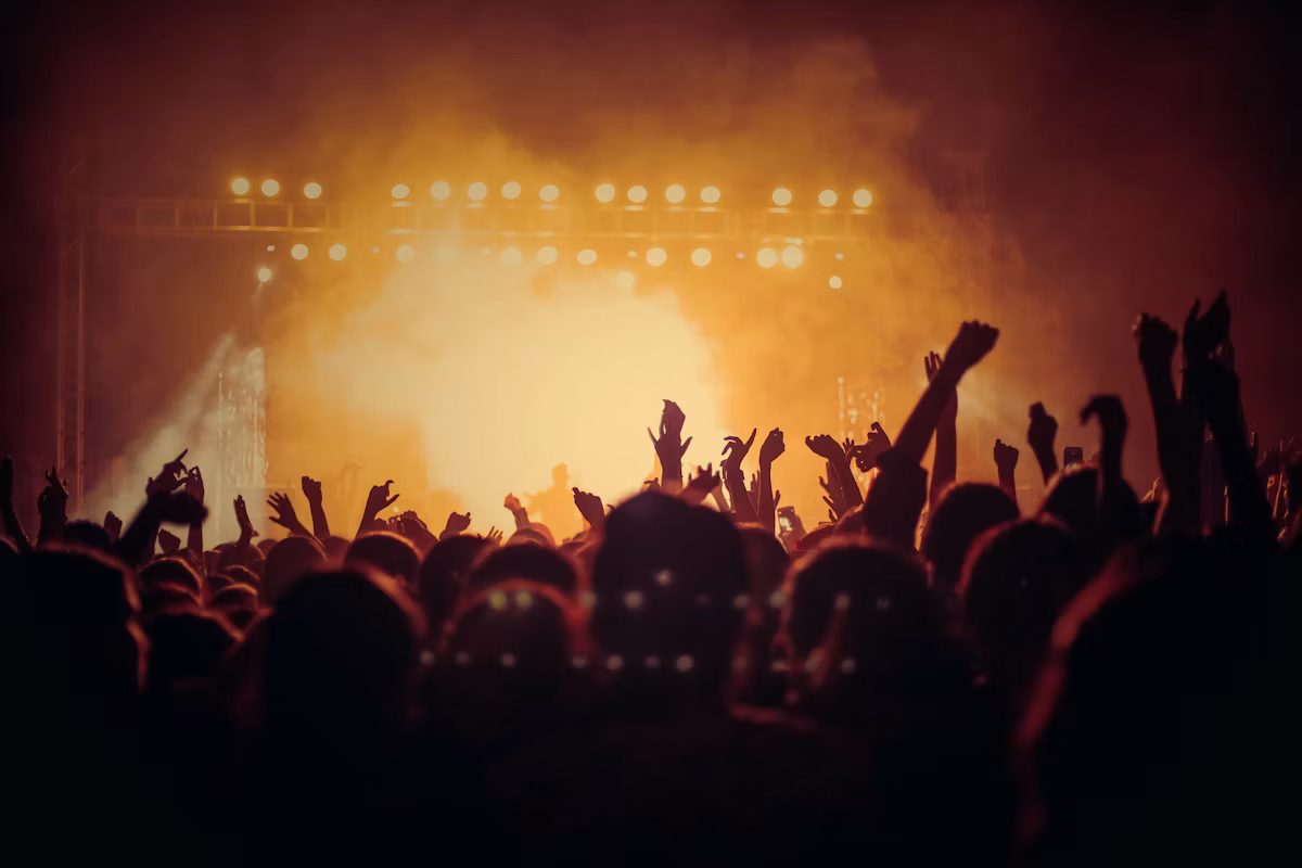 Afterhours Amp — patio show