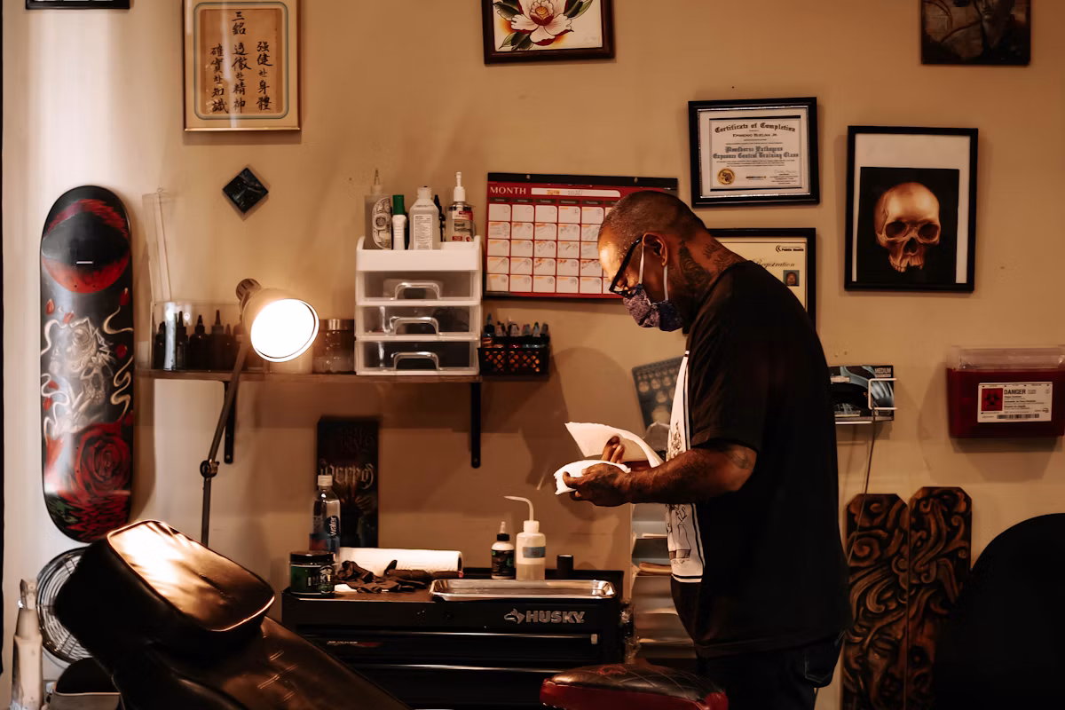 Ink & Ivy Studio — storefront
