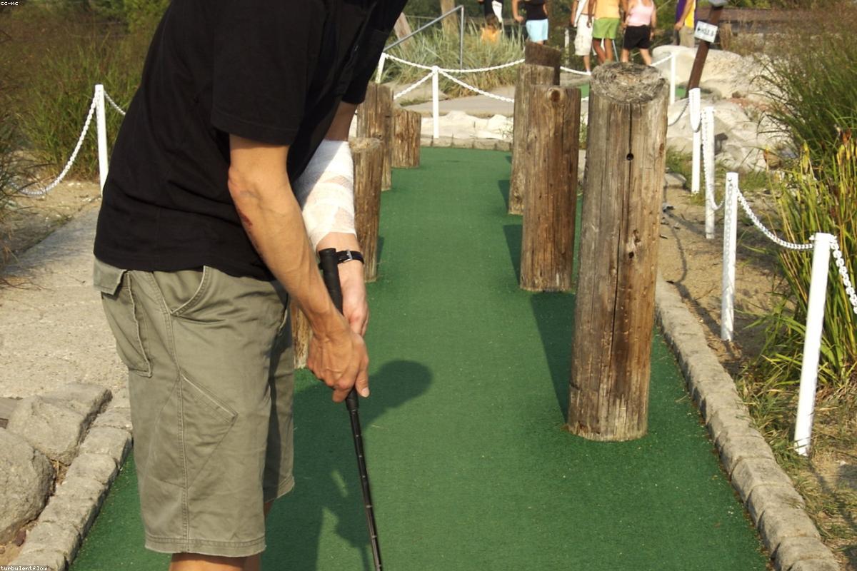 Willow Putt Mini Golf — putting green